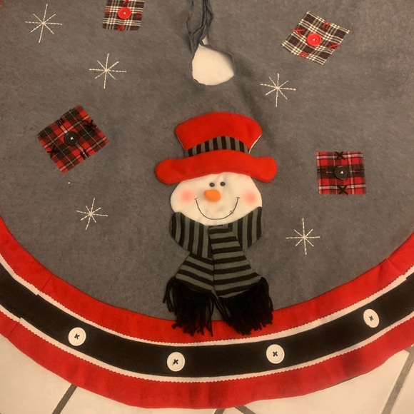 Snowman Tree Skirt (soft fabric) - Picture 2 of 6